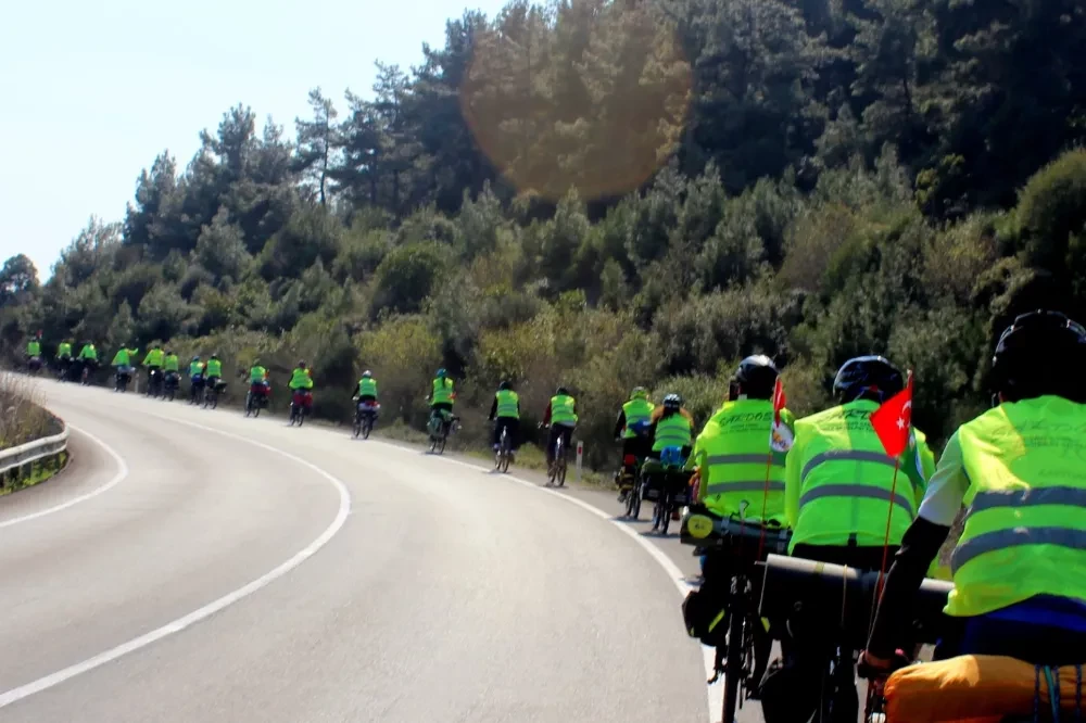 Şehitlere Saygı Ve 27. Alaya Vefa Bisiklet Turu