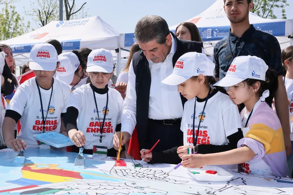 Barışın Ekmeği Çocuklarla Mayalanıyor