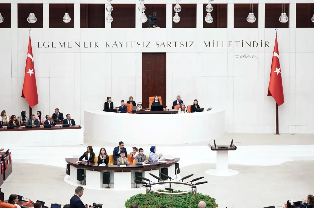 Geleceğin Lideri Berra, TBMM’yi Yönetti