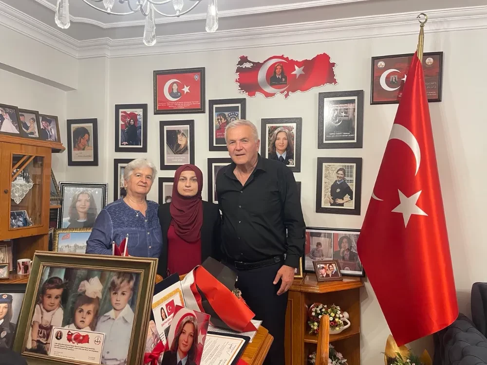 Şehit Ailesine Anneler Günü Ziyareti